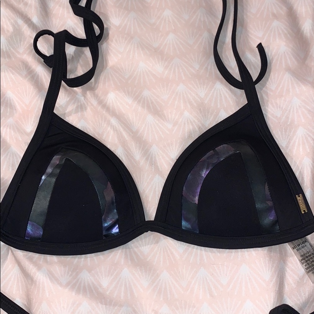 Pink triangle bikini top!!